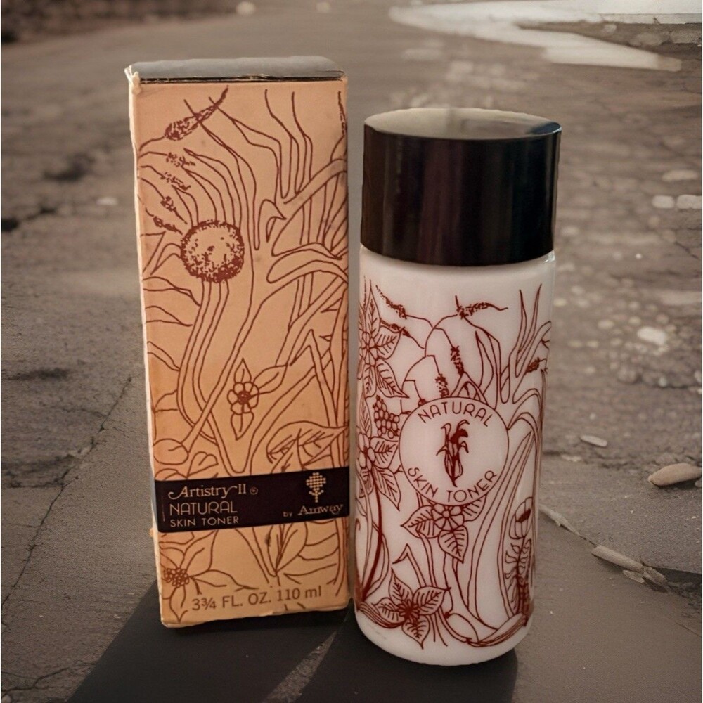 vintage 1973  Artistry Amway Natural Skin Toner 3.3/4 Oz -see Description